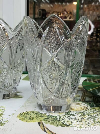 Хрустальная ваза