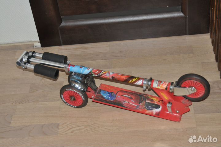 Самокат детский трехколесный