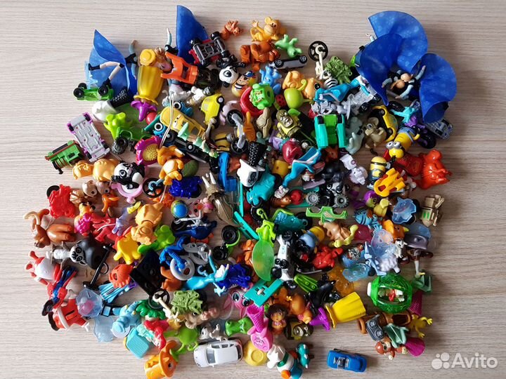 Игрушки из киндера