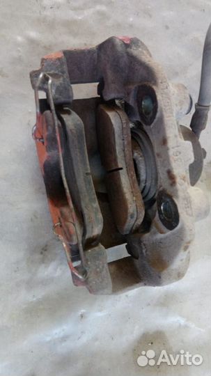 Тормозной супорт передний Опель Вектра Б