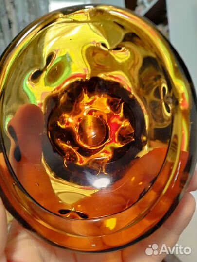 Вазы гутное, цветное стекло