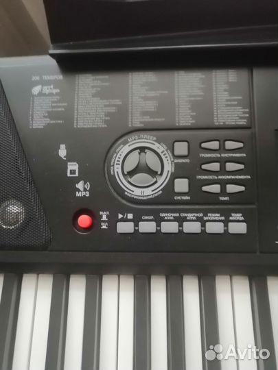 Синтезатор denn Dek610
