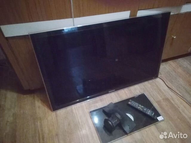 Samsung UE40D5000PW под ремонт экран целый купить в Москве ...