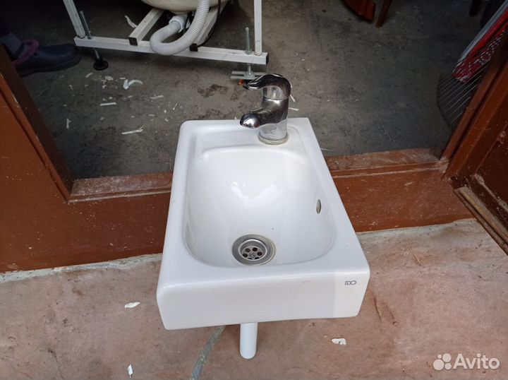 Раковина бу