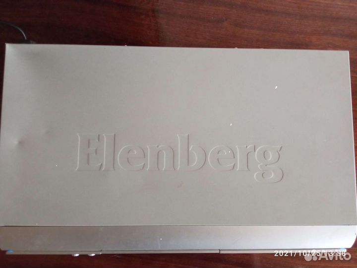 DVD плеер Elenberg