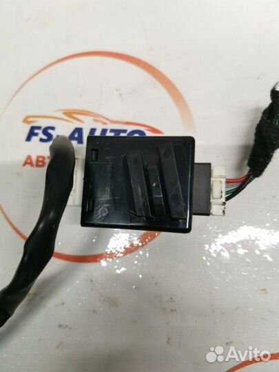 Блок управления мотором заднего дворника Opel