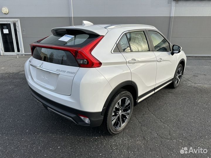 Mitsubishi Eclipse Cross 1.5 CVT, 2023, 52 км