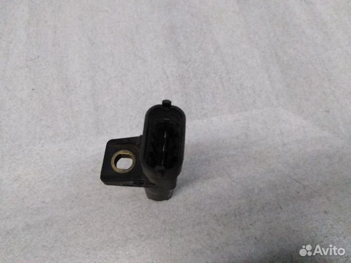 Датчик положения коленвала