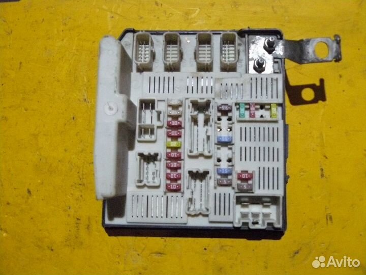 Блок предохранителей для Renault Grand Scenic II