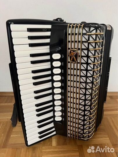 Аккордеон hohner atlantic IV N