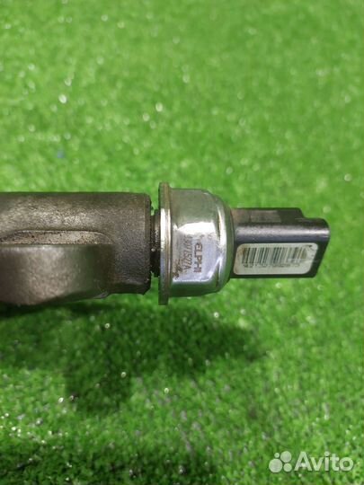 Топливная рампа с датчиком давления Ssangyong