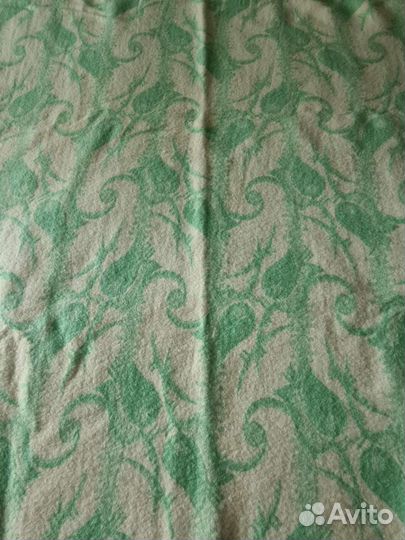 Одеяло из натуральной шерсти односпальное