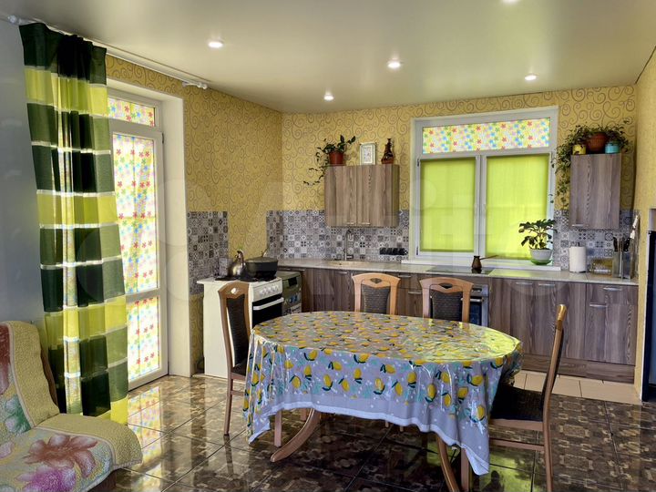 Дом 140 м² на участке 7 сот.