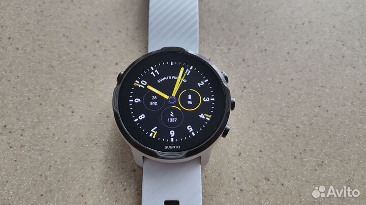 Часы suunto 7