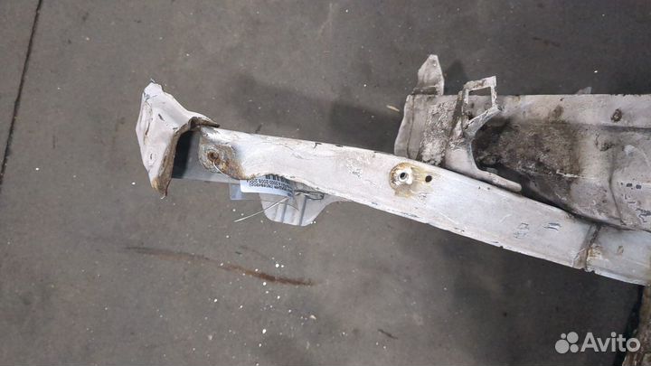 Рамка передняя Toyota RAV 4, 2004