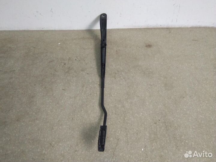 Поводок стеклоочистителя передний левый Citroen C3