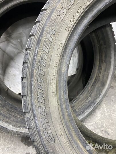 GrandTour Fighter 320 Eco 255/50 R19 107Q