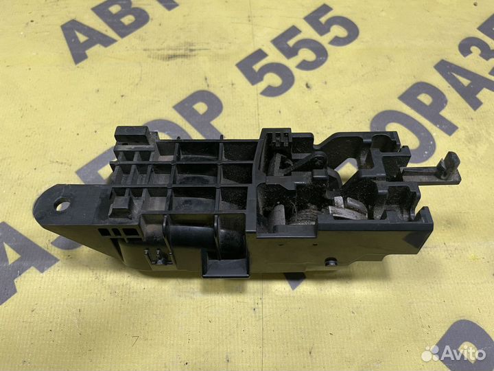 Ручка передняя L внутренняя Suzuki Grand Vitara