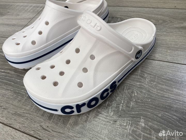 Crocs