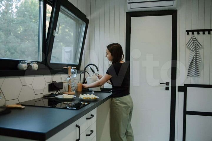 Дом 20 м² на участке 1,36 га