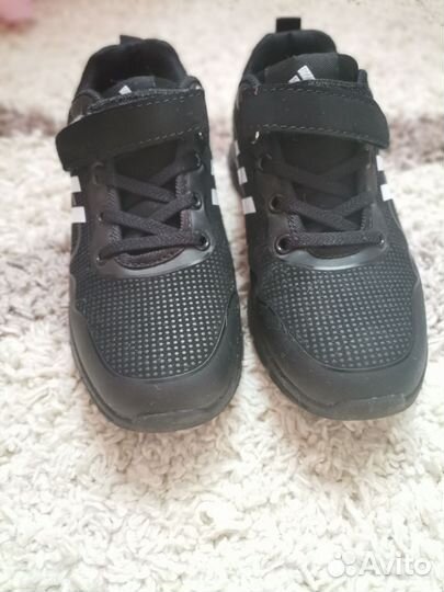 Кроссовки adidas 33 размер