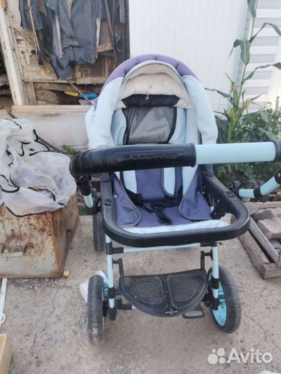 Прогулочная коляска