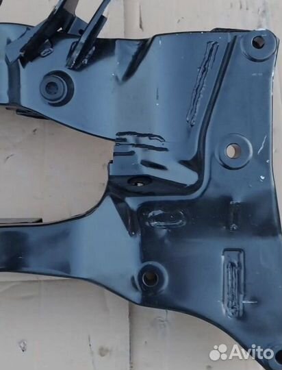 MR961172 Балка Mitsubishi Outlander 1