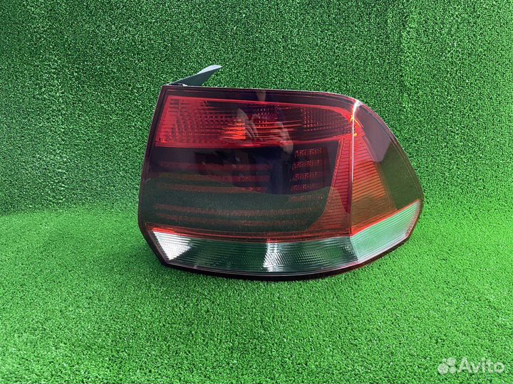 Фонарь задний правый Polo 15-20