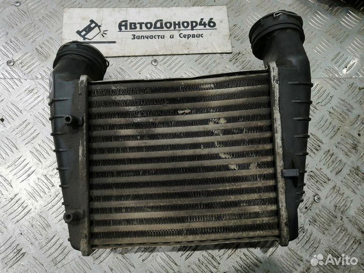 Интеркуллер Volkswagen Passat B5
