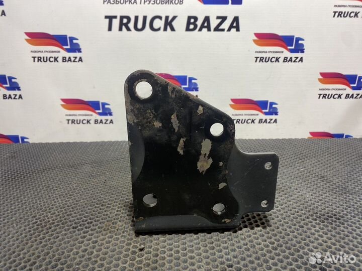 9305201433 Кронштейн подножки левый