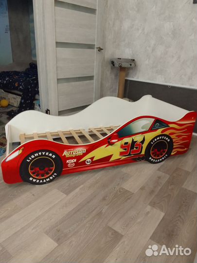 Детская кровать машина бу