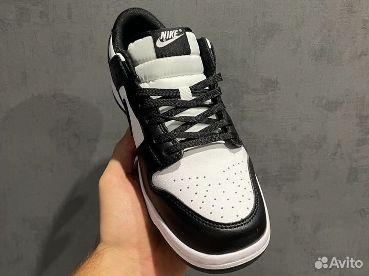 Кроссовки Nike SB Dunk Low Pro Black/White