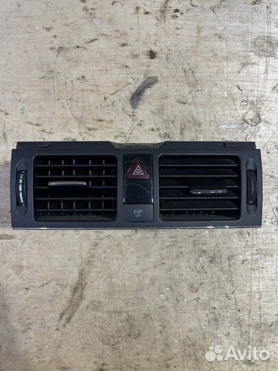 Воздуховод печки Mercedes-Benz C-Class W204