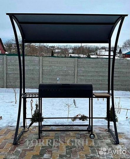 Мангал с крышкой барбекю и навесом