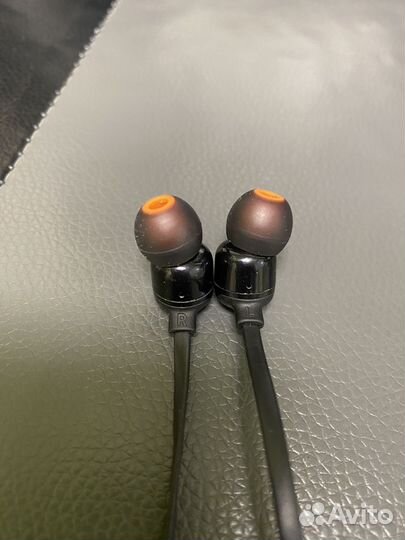 Блютуз наушники JBL
