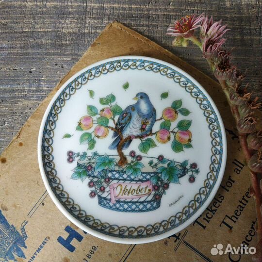 Антиквариат из Европы. Тарелочки 12 месяцев