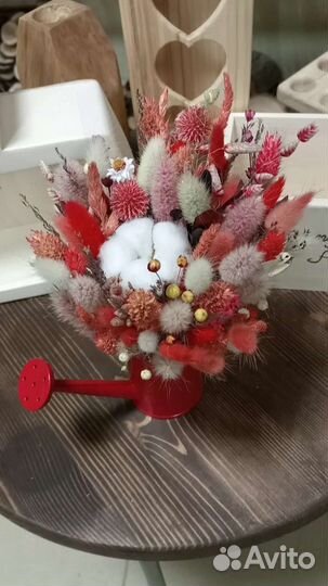 Кашпо с сухоцветами