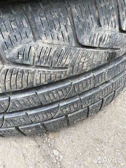 Pirelli Winter Sottozero 240 Serie II 2.25/45 R18 95H