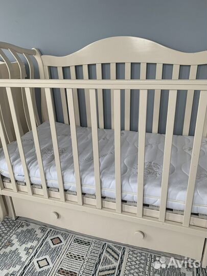 Кровать можга +комод