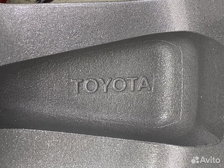 Диски оригинальные Toyota R15 5/100 цо. 54.1 мм