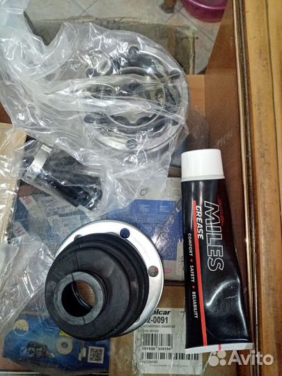 Граната на golf 4 новая внутренняя