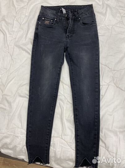 Джинсы для девочки