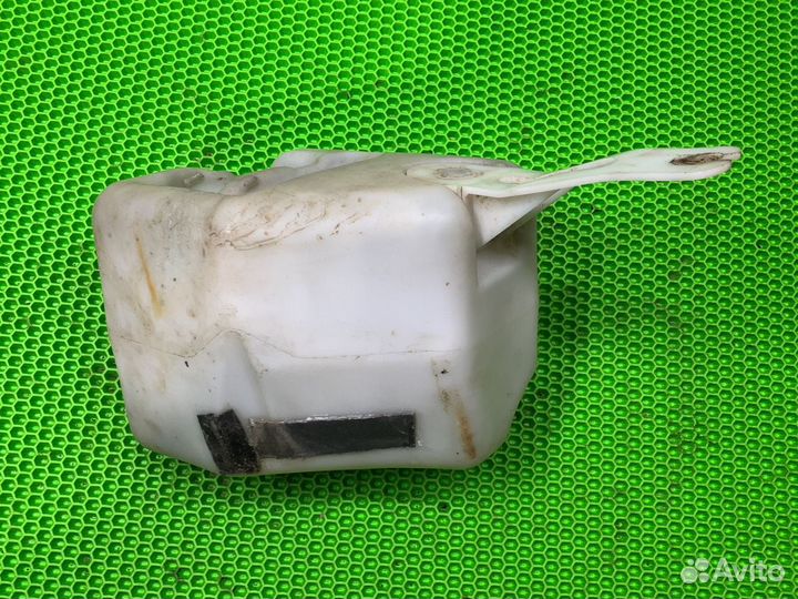 Бачок омывателя лада калина