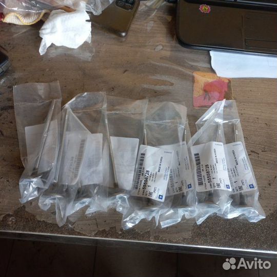 Клапан выпускной Opel Astra H