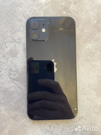 iPhone 12, 64 ГБ