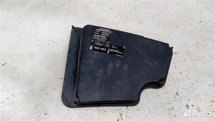 Крышка корпуса блоков управления mersedesbenz W21