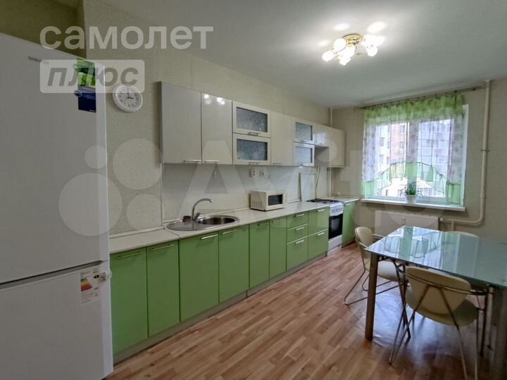 3-к. квартира, 79 м², 6/10 эт.