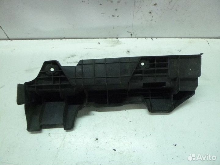 Дефлектор радиатора правый hyundai solaris 2010