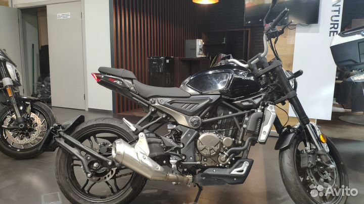 Мотоцикл Voge 300 AC