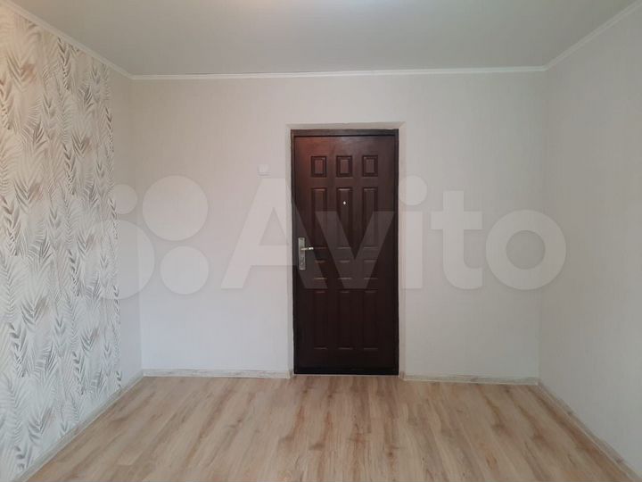 Комната 12 м² в 3-к., 4/5 эт.